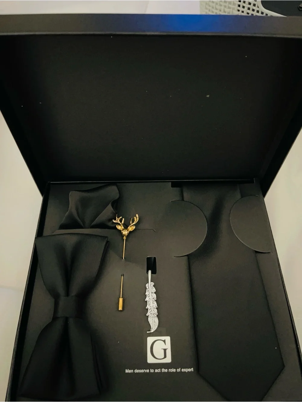 5pc Men’s Tie & Bow Gift Set